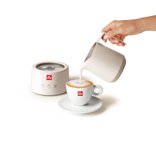 https://illy.co.th/wp-content/uploads/2023/07/milk_frother_white_illy_lissoni_cappuccino_transp-510x484.png